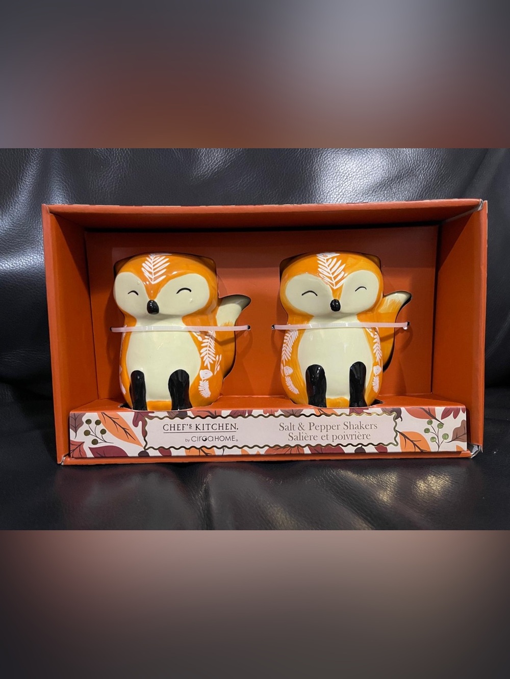 Thanksgiving Circa Fox Salt and Pepper Shakers